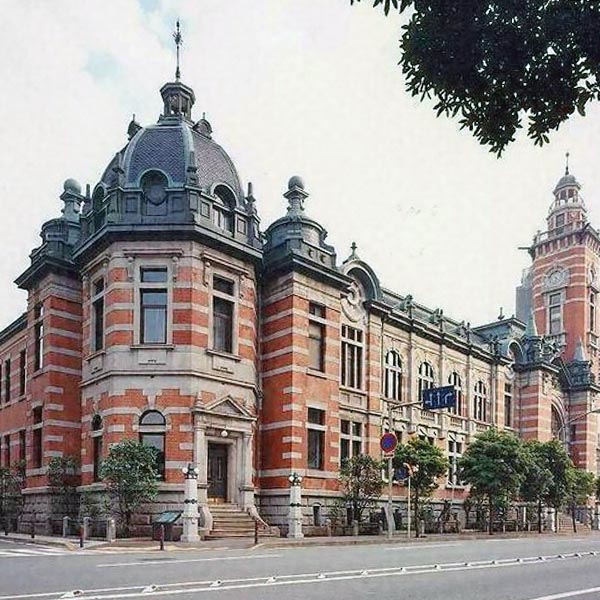横浜市開港記念会館の復元された西南隅の八角ドーム