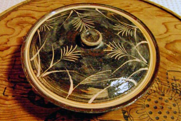 隣花苑のコース料理と原家に代々伝わる見事な器