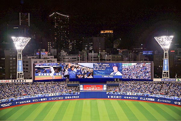 2015年にはナイター照明を高出力LEDに交換し、2025年8月にはメインスコアボードが大型化されました