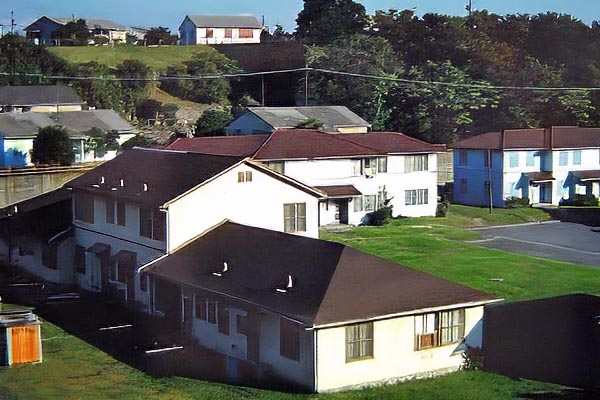 エリアXの住宅地